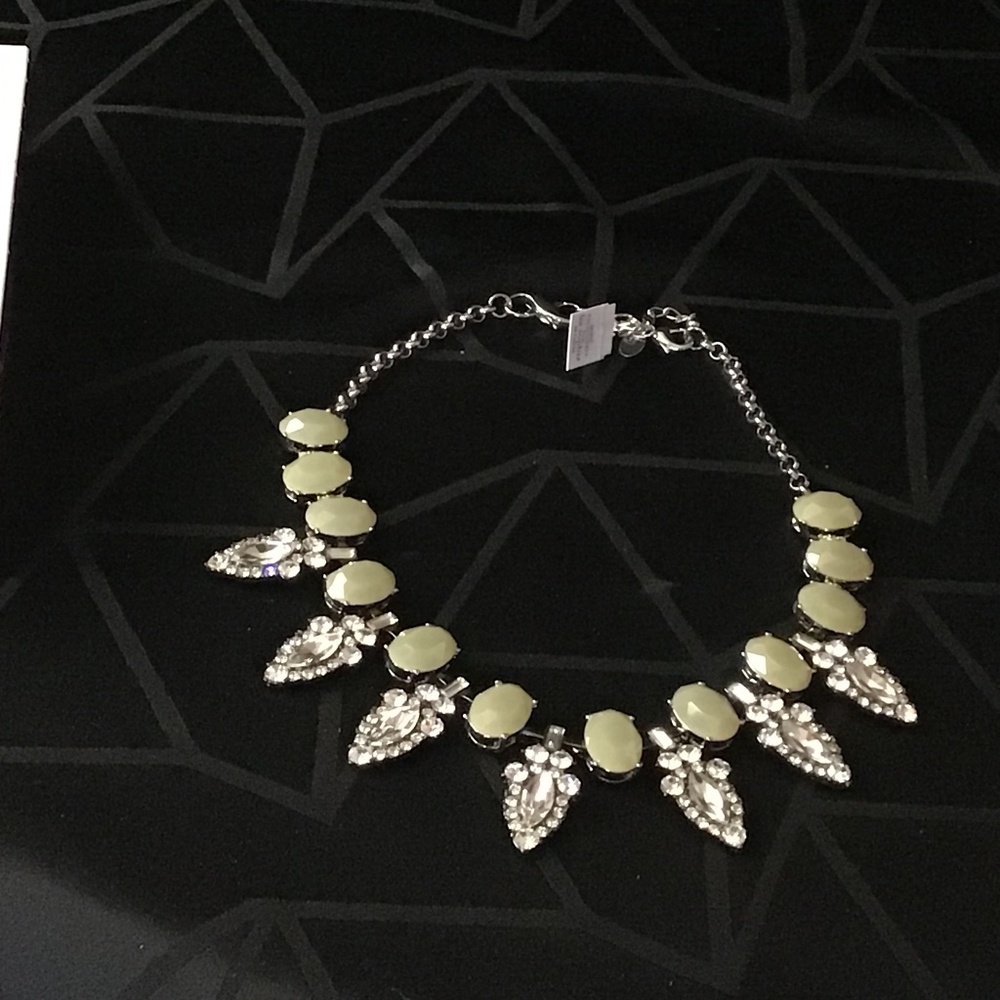 NWT Lia Sophia Astoria Statement Necklace - retired piece
